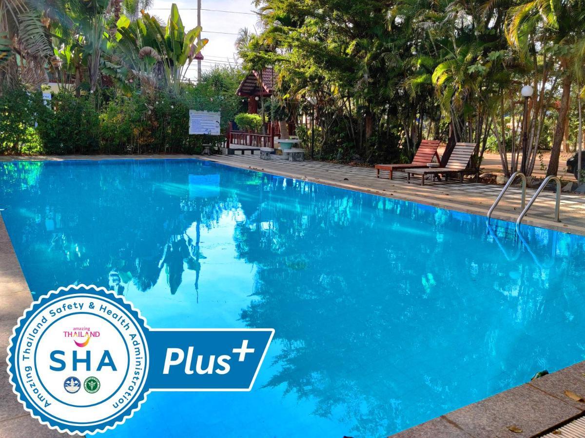 Thong Paeka Hotel Prasat Exterior photo